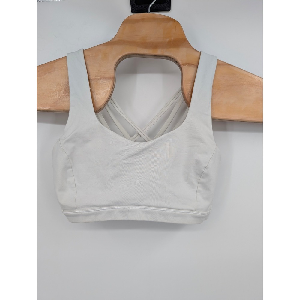 Lululemon Women's white cropped sports bra sz 6